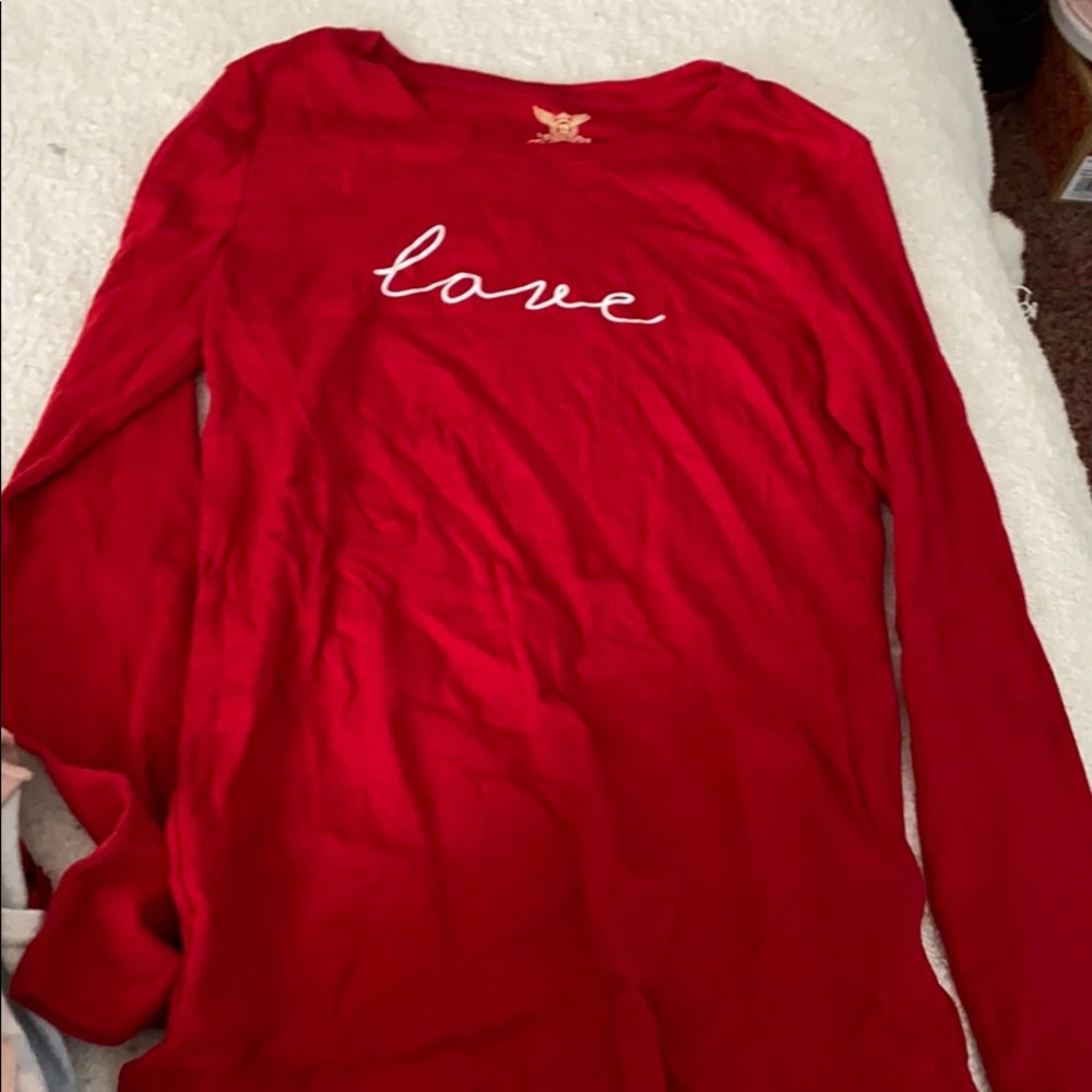 red lonsleeve love shirt